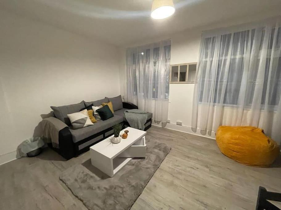 Beautiful 2 Bedroom On Tower Bridge London Luaran gambar