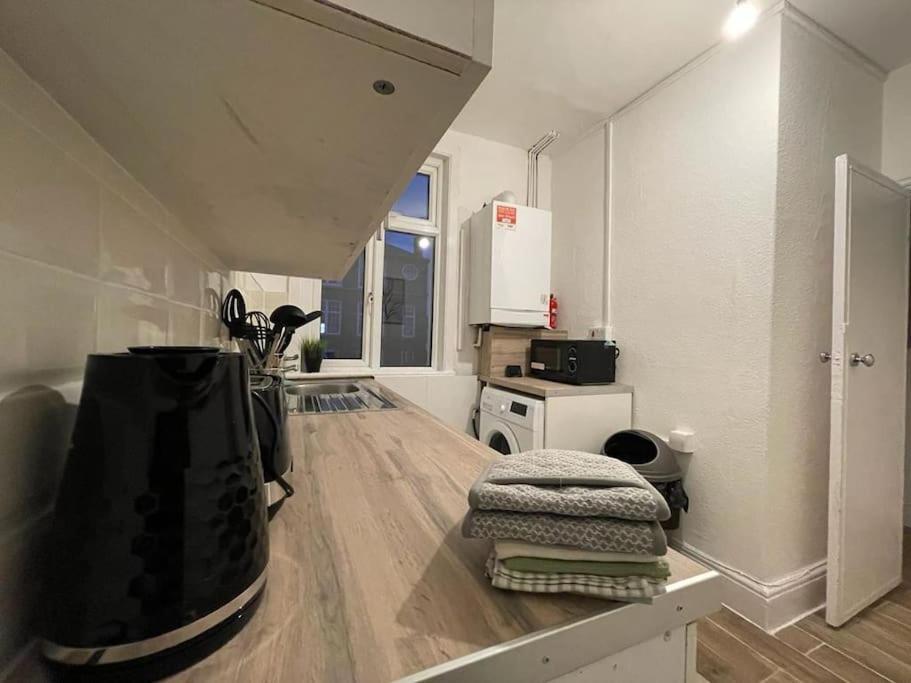 Beautiful 2 Bedroom On Tower Bridge London Luaran gambar