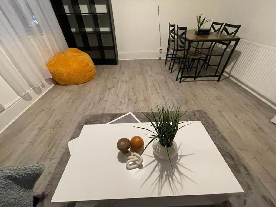 Beautiful 2 Bedroom On Tower Bridge London Luaran gambar