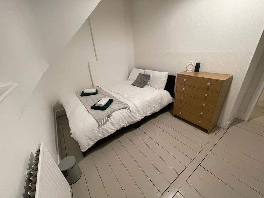 Beautiful 2 Bedroom On Tower Bridge London Luaran gambar