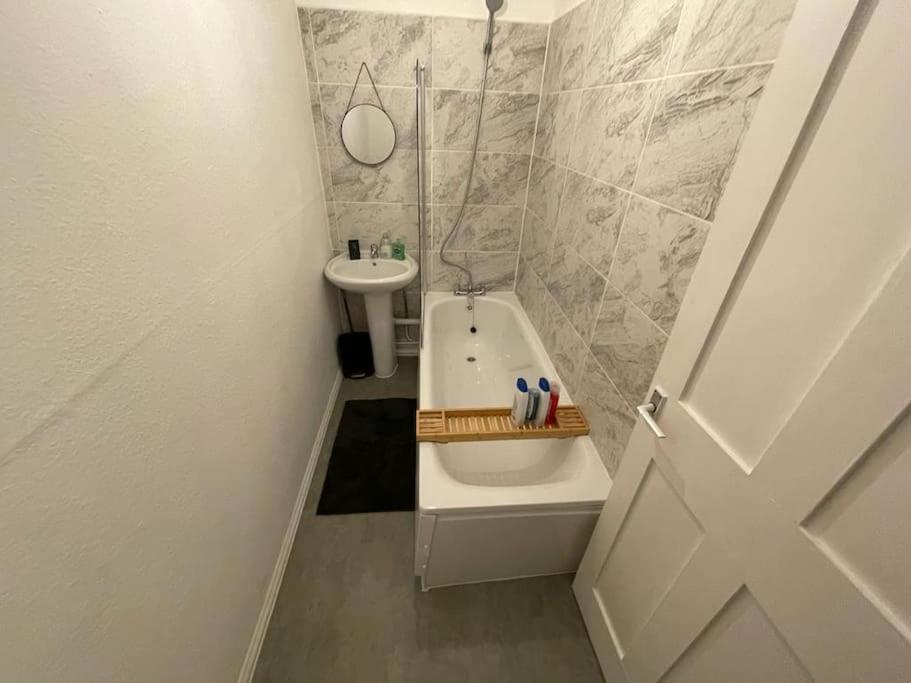 Beautiful 2 Bedroom On Tower Bridge London Luaran gambar